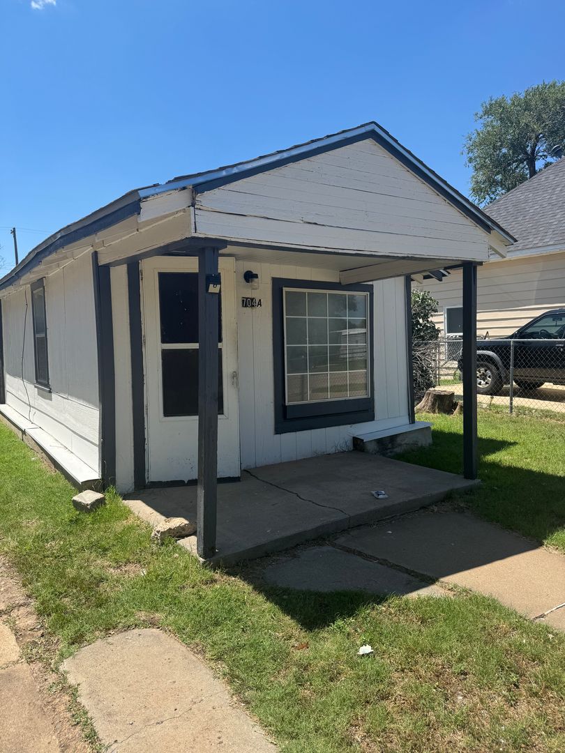 Amarillo House: 704 S CLEVELAND ST UNIT A