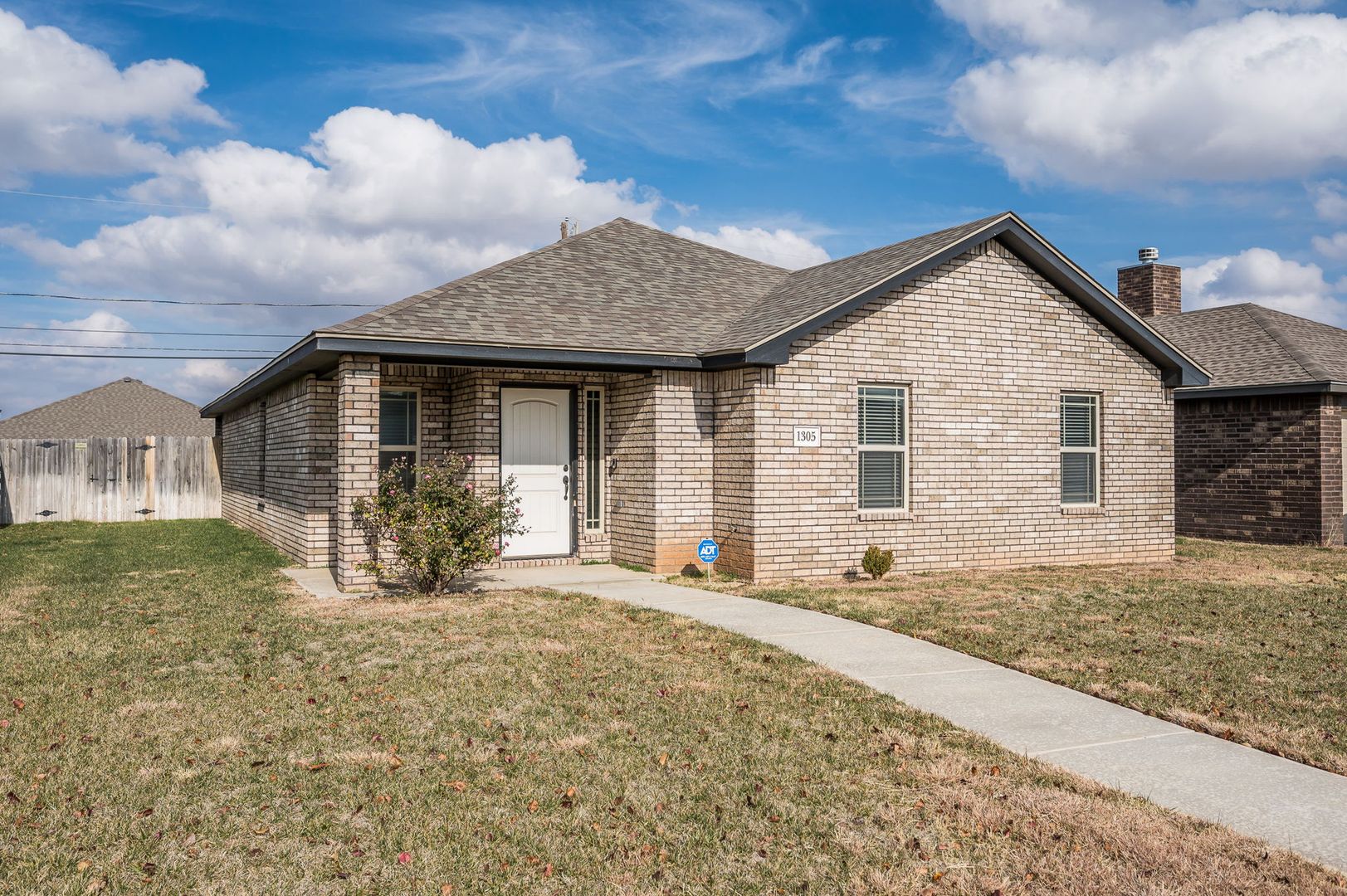Amarillo House: 1305 FOX HOLLOW AVE