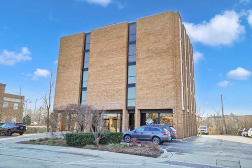 New Office Spaces Available at 1240 Meadow Road, Downtown Northbrook