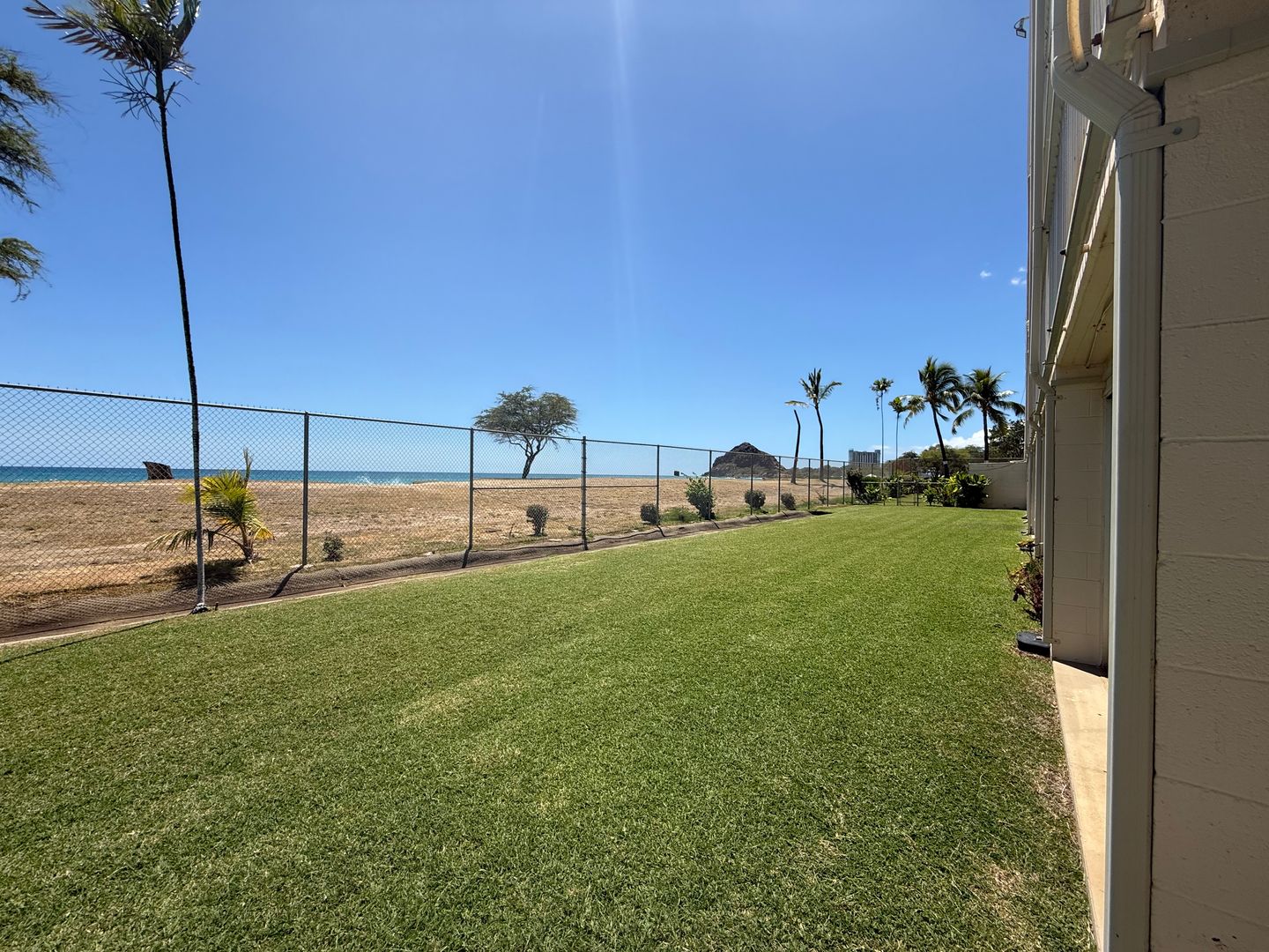Waianae House: 85-175 Farrington Hwy. A-114