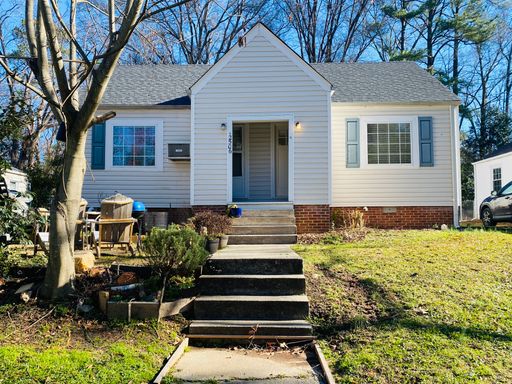 2 Bed, 1 Bath Duplex Unit Available In Durham – photo 1