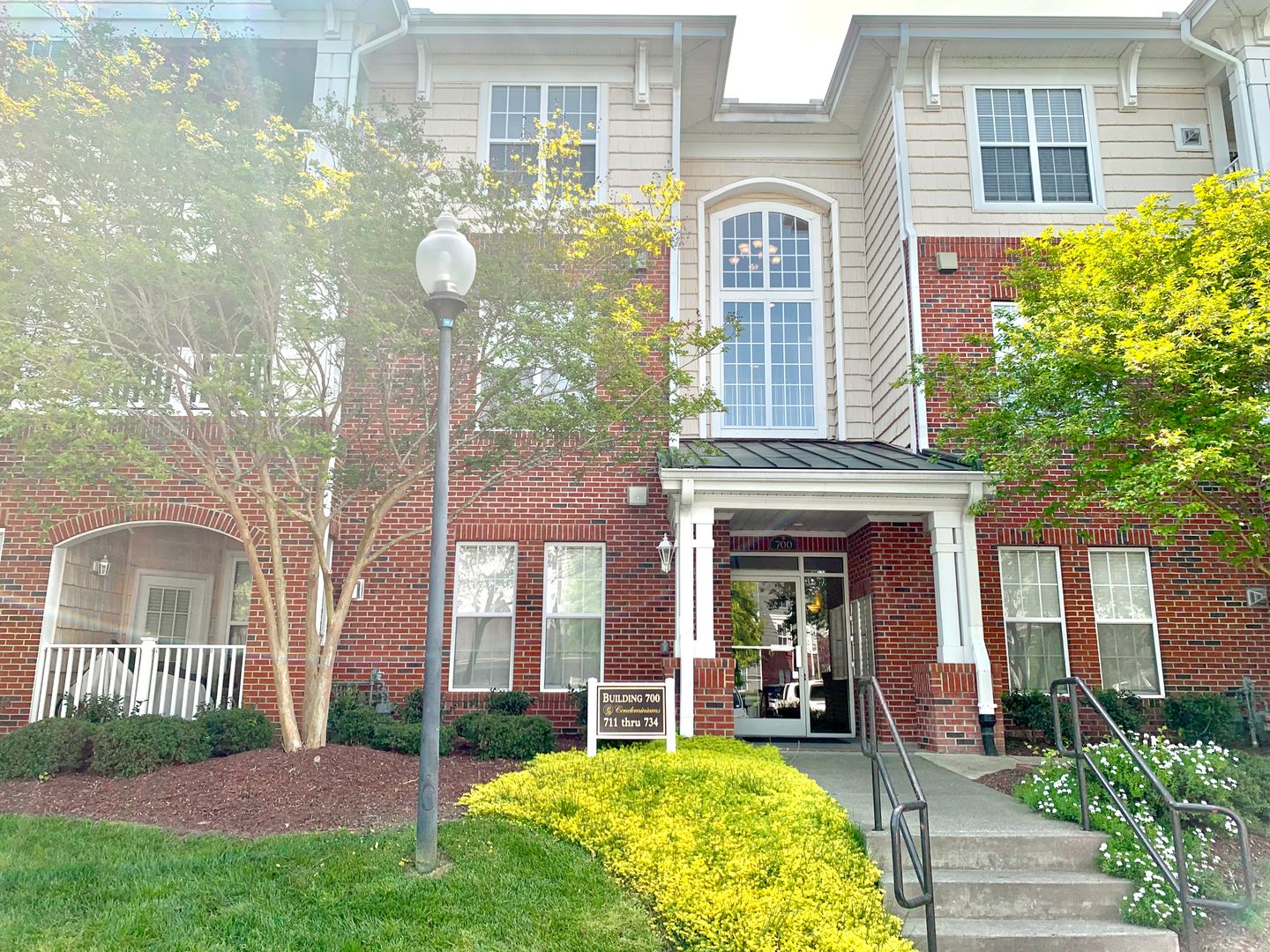 Chapel Hill House: 712 Providence Glen Drive