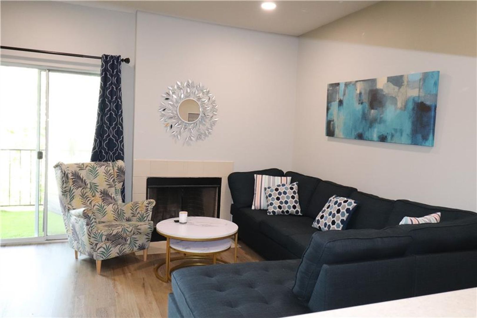 Austin Condo: 12166 Metric Blvd Apt 353