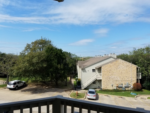 Google Fiber! Riverside 1 bedroom Condo. Gated, Pool, Dog Area, So close to Downtown! – photo 1