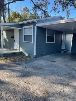 PRICE REDUCED- Charming 1-Bedroom Home in a Quiet Cul-de-Sac — Available Now! – photo 1