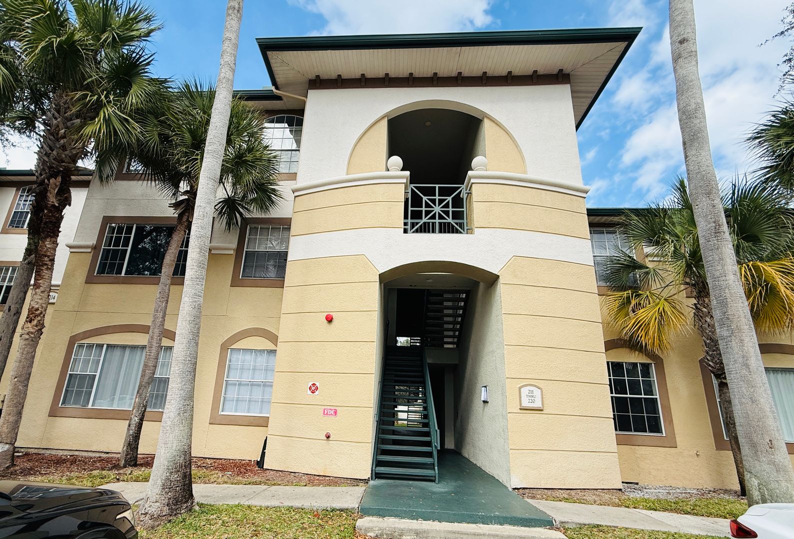Tampa Condo: 17114 Carrington Park Dr #219