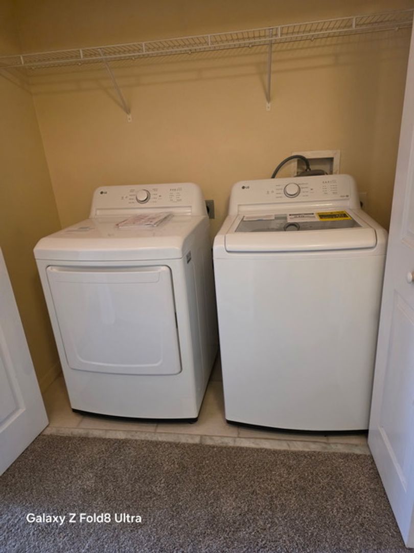 Laundry room at Trailwind 8533