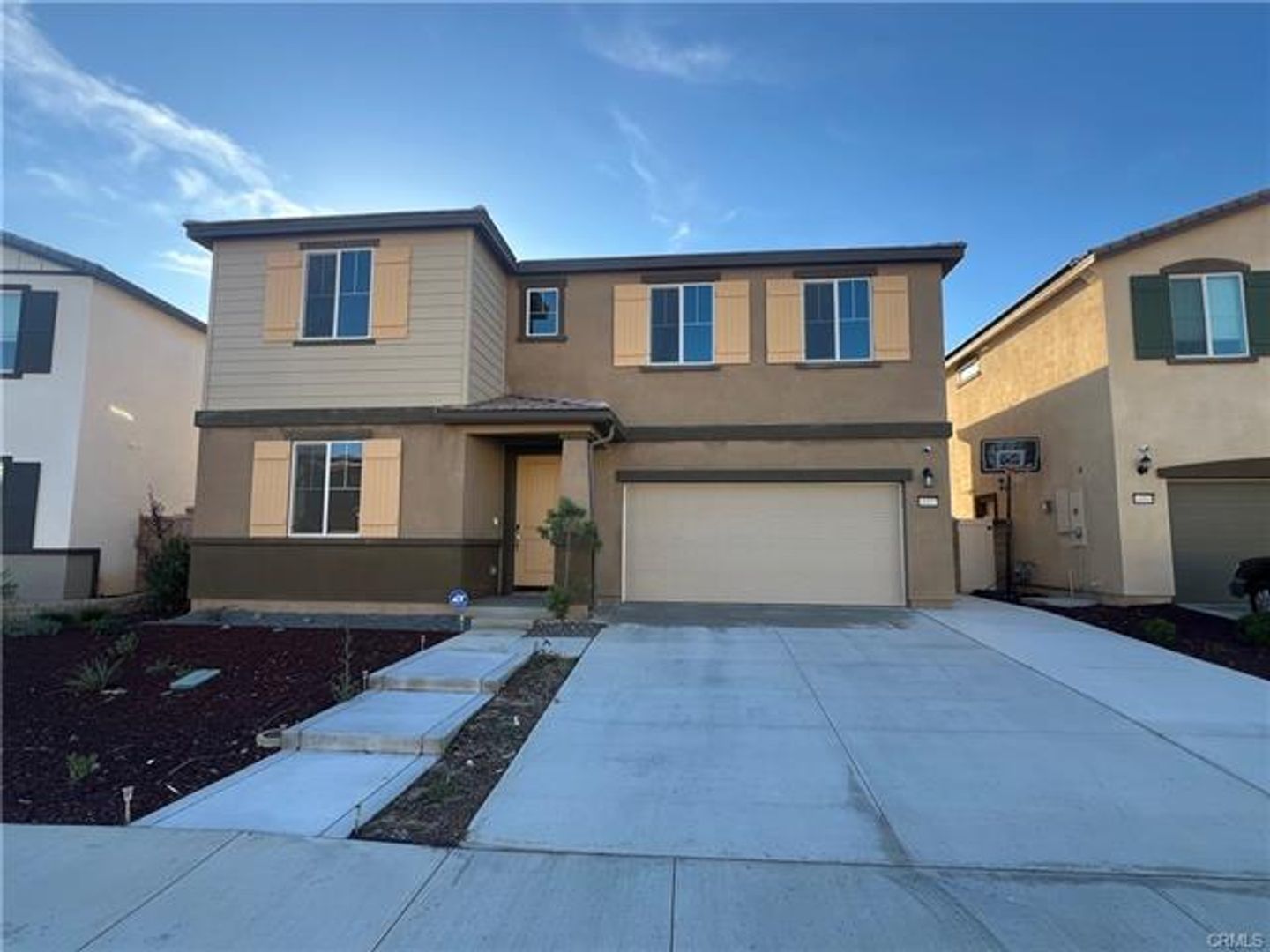 Lake Elsinore House: 19557 Hanging Rock