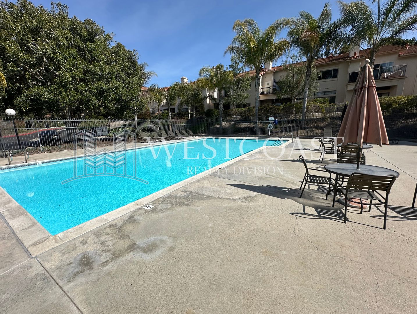 Carlsbad House: 2823 Andover Ave