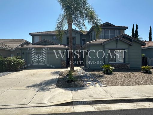 **COMING SOON***Bright & Spacious 4-Bed Townhome in Prime Murrieta Location! – photo 1