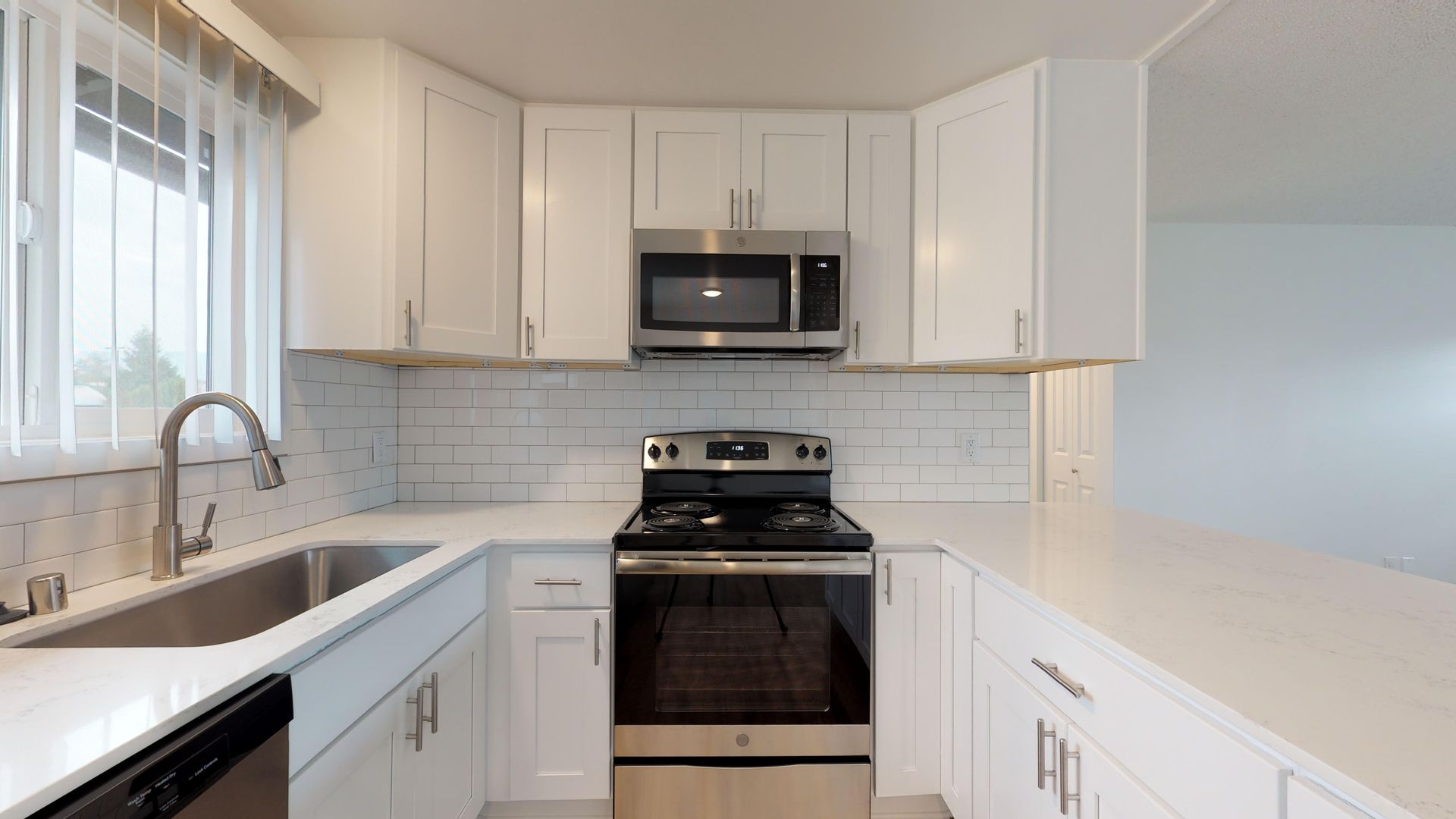 Monroe Apartment: 610 Elizabeth Street