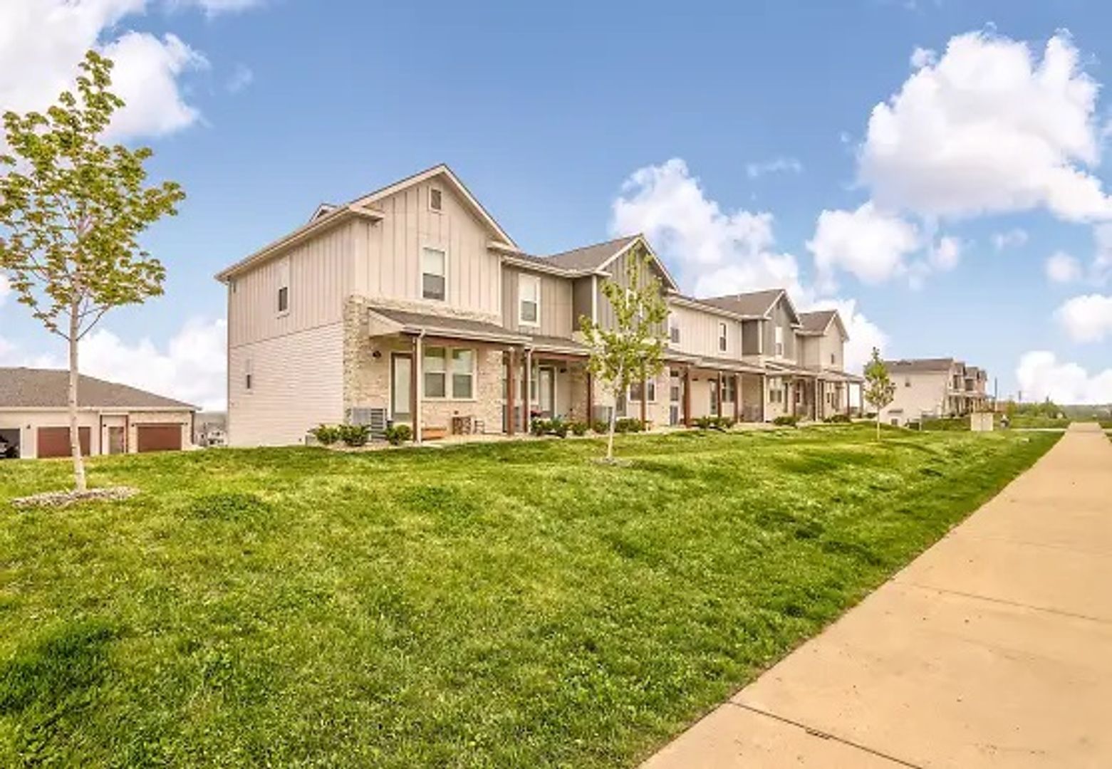 Lawrence Apartment: 5400 Overland Drive