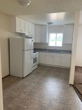Santa Cruz/Live Oak 1bd. 1ba. Upstairs Apartment with Deck