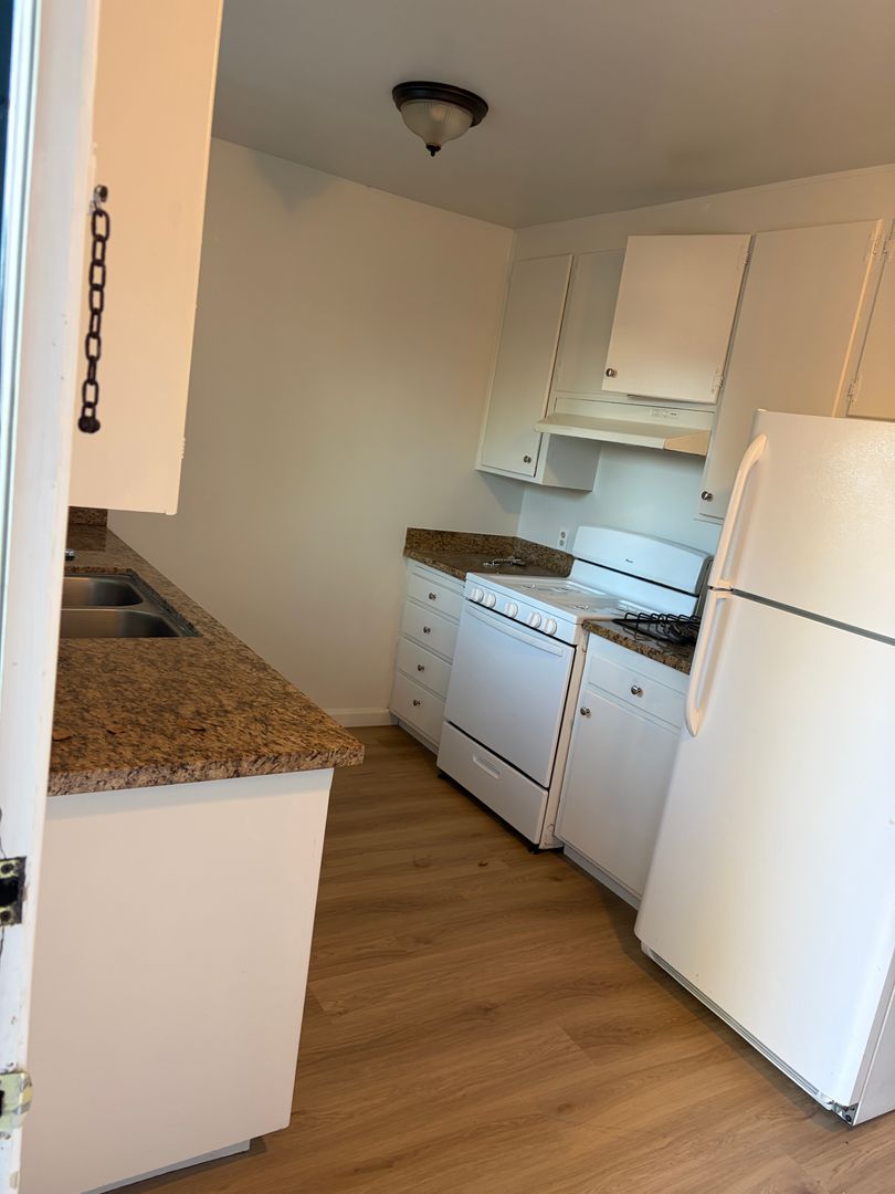 Capitola Apartment: 1780 47th Ave.