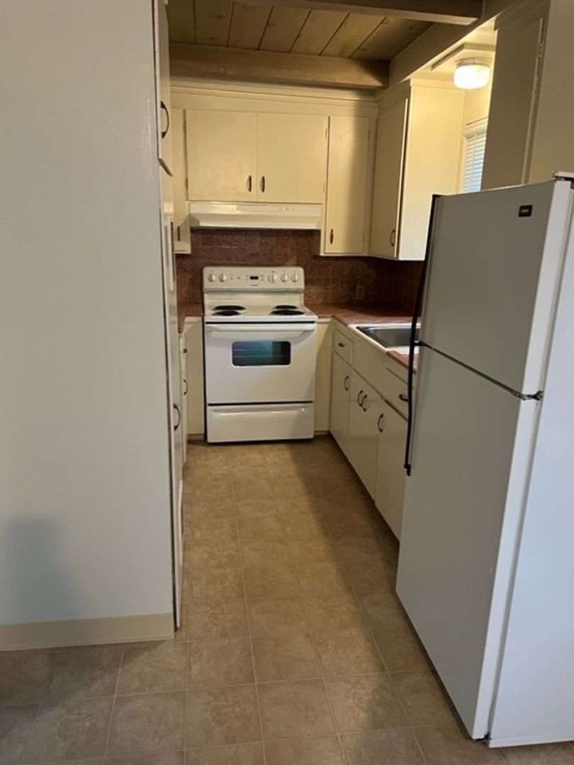 Aptos Apartment: 9012 Soquel Dr.