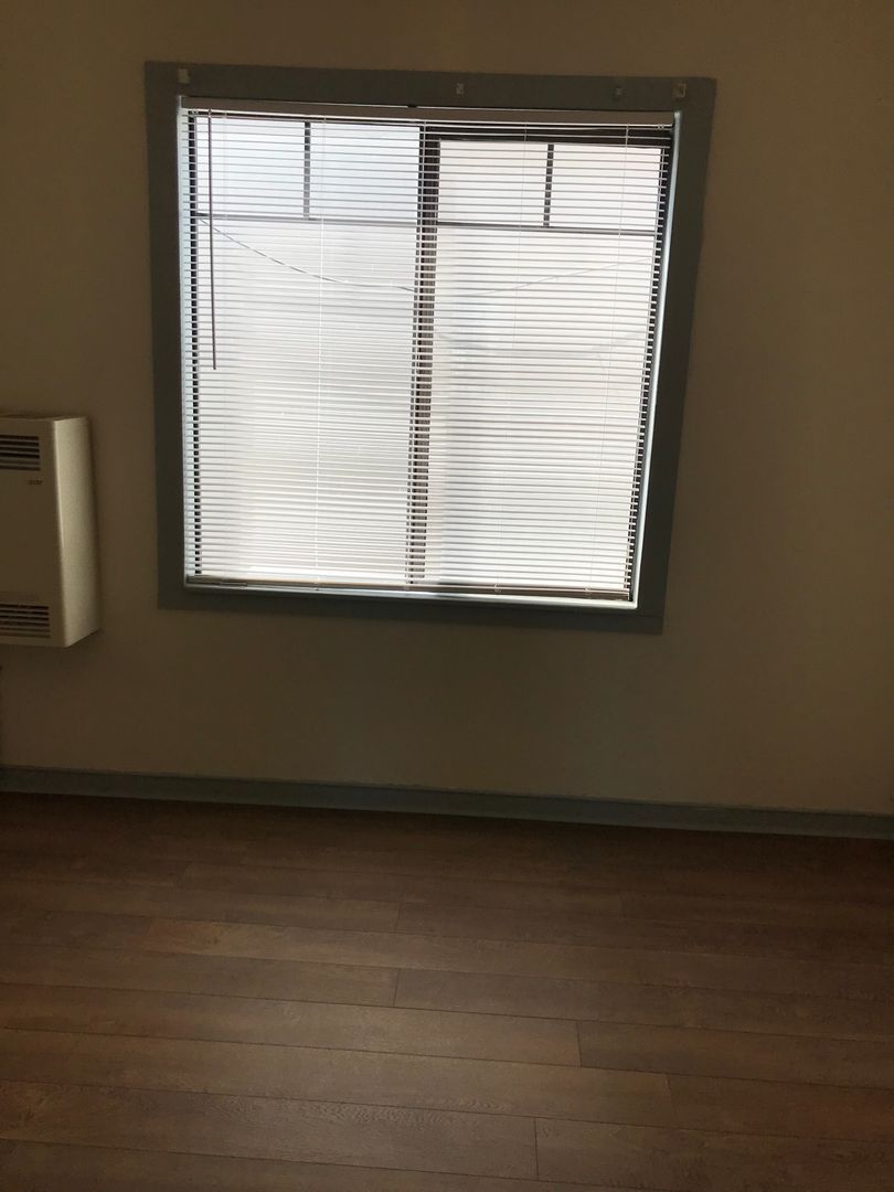 Oakland Apartment: 1650 12th Street (1-6) / 1209 Campbell St. (7-10)