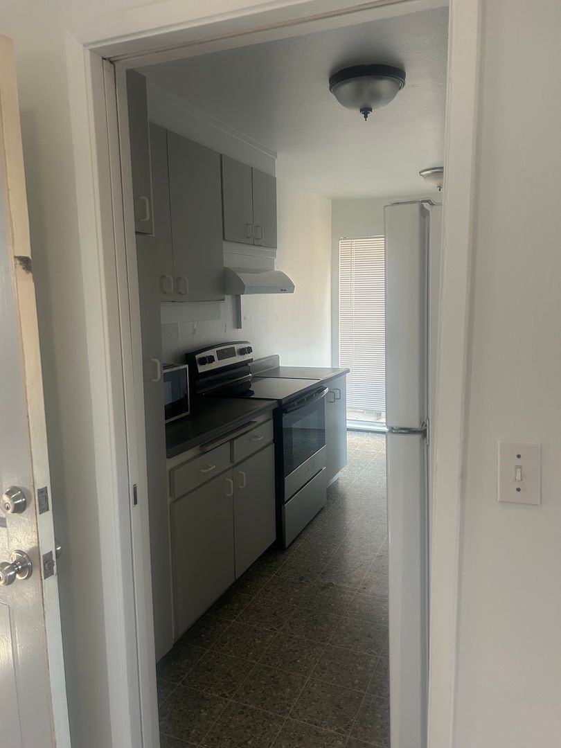 San Rafael Apartment: 173 Novato St.