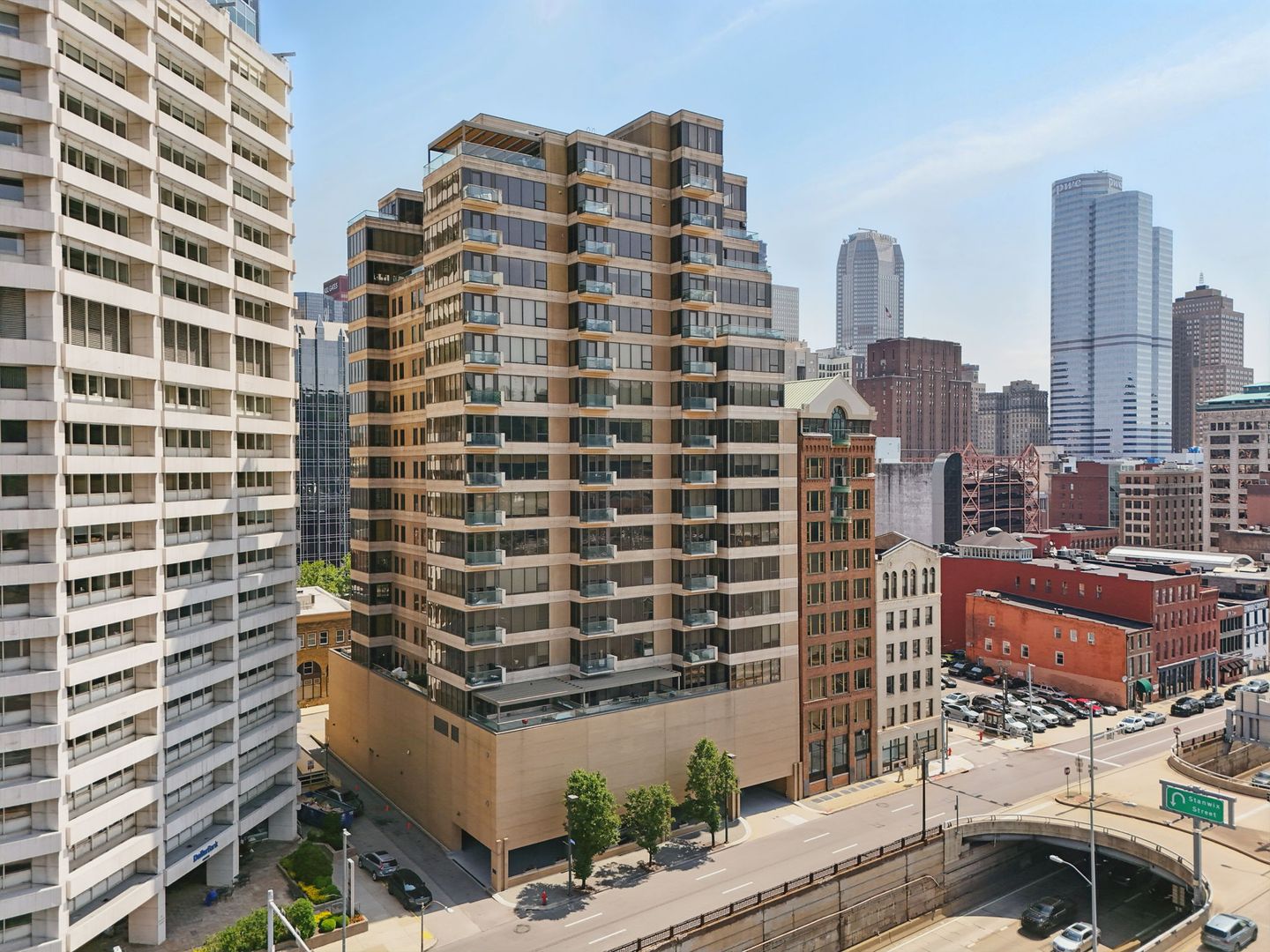 Pittsburgh Condo: 151 Fort Pitt Blvd