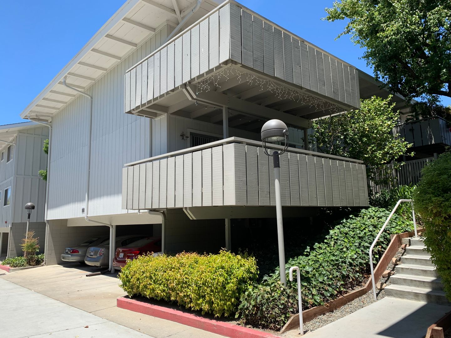 Mountain View Condo: 255 S. Rengstorff Ave #16