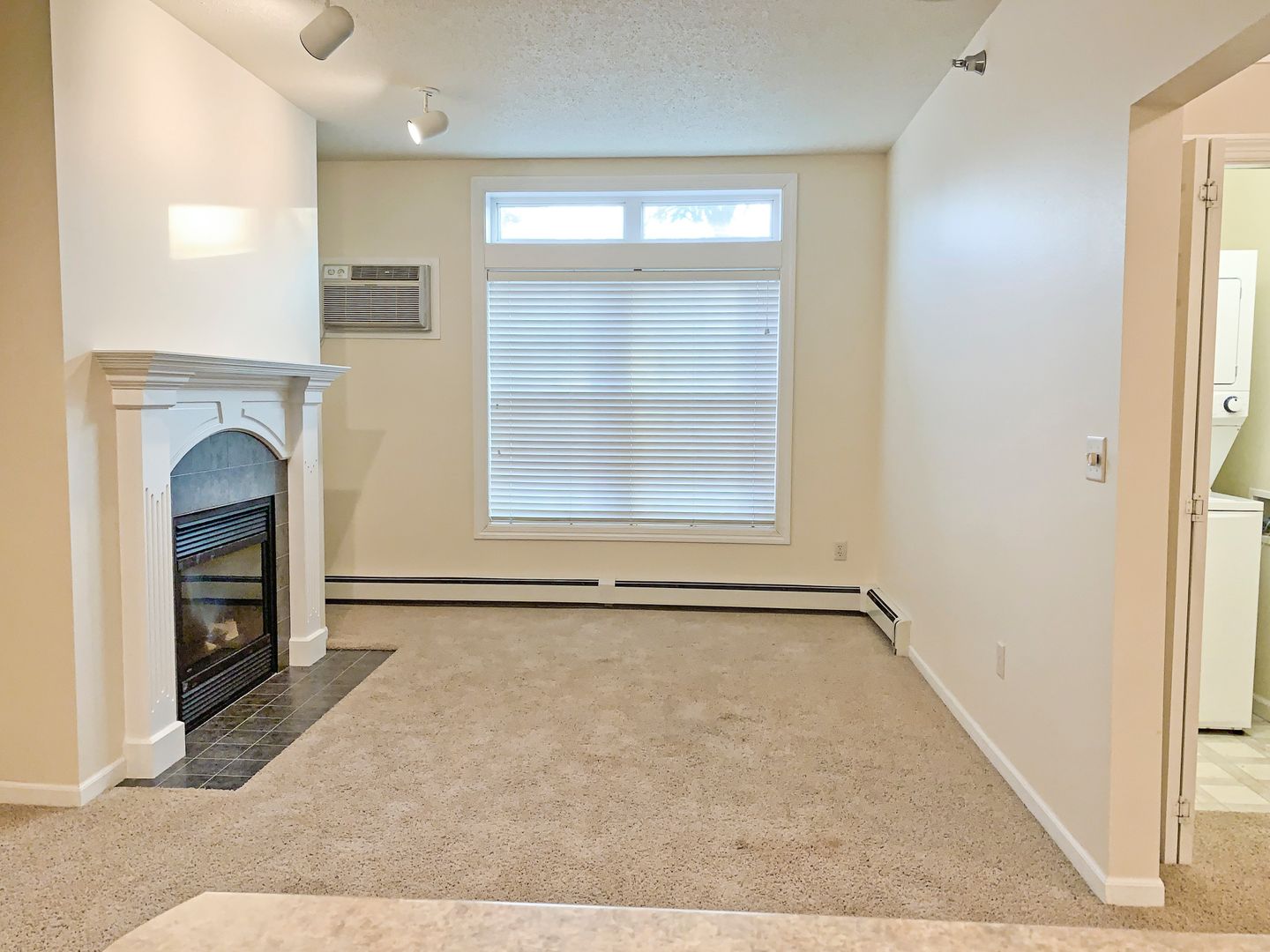 Fargo Apartment: 705 13th Ave N