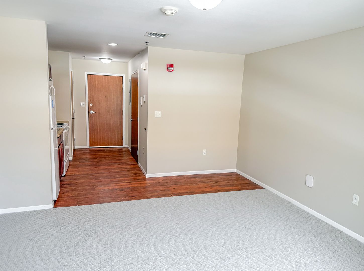 Fargo Apartment: 630 1st Ave N