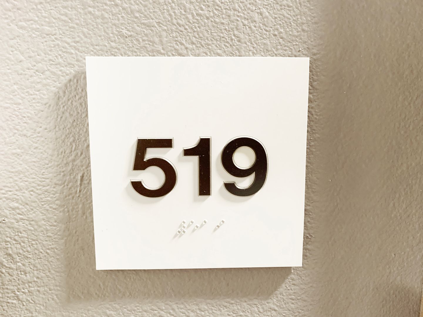 Fargo Apartment: 630 1st Ave N