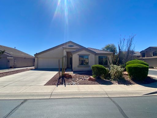 3 Bed, 2 Bath in Rancho El Mirage – photo 1
