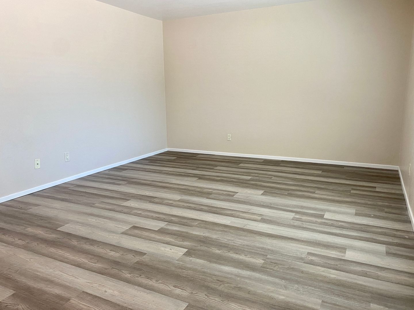 Tempe Condo: 1402 E Guadalupe Rd - 101