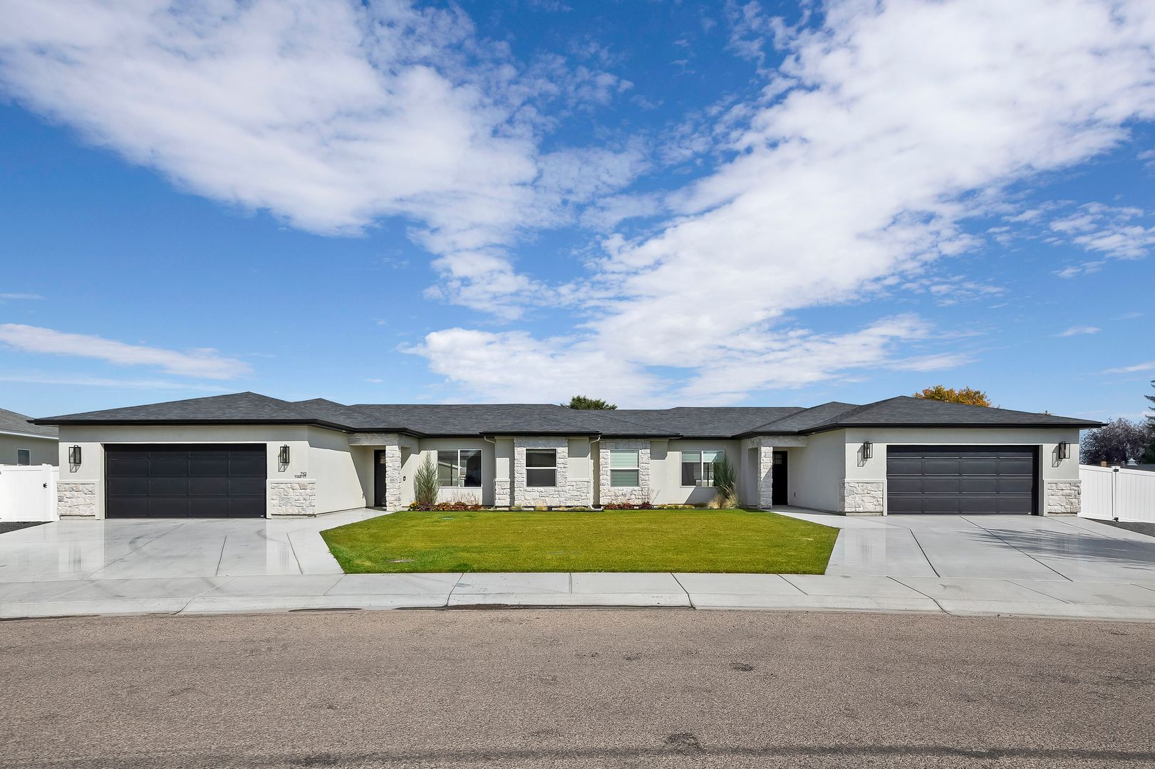 Kimberly Townhome: 719 Cheri Court