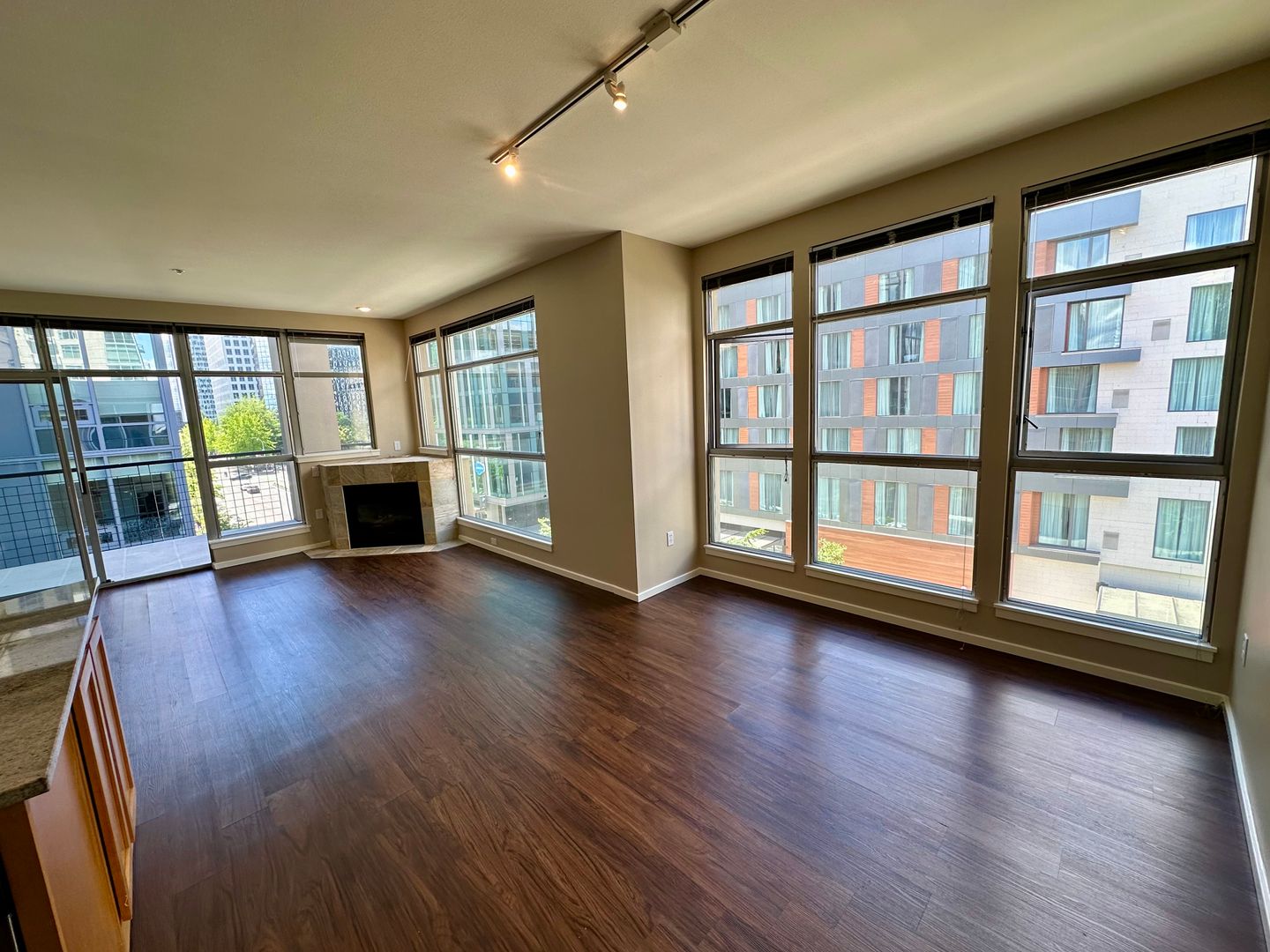 Bellevue Apartment: 900 108th Ave NE
