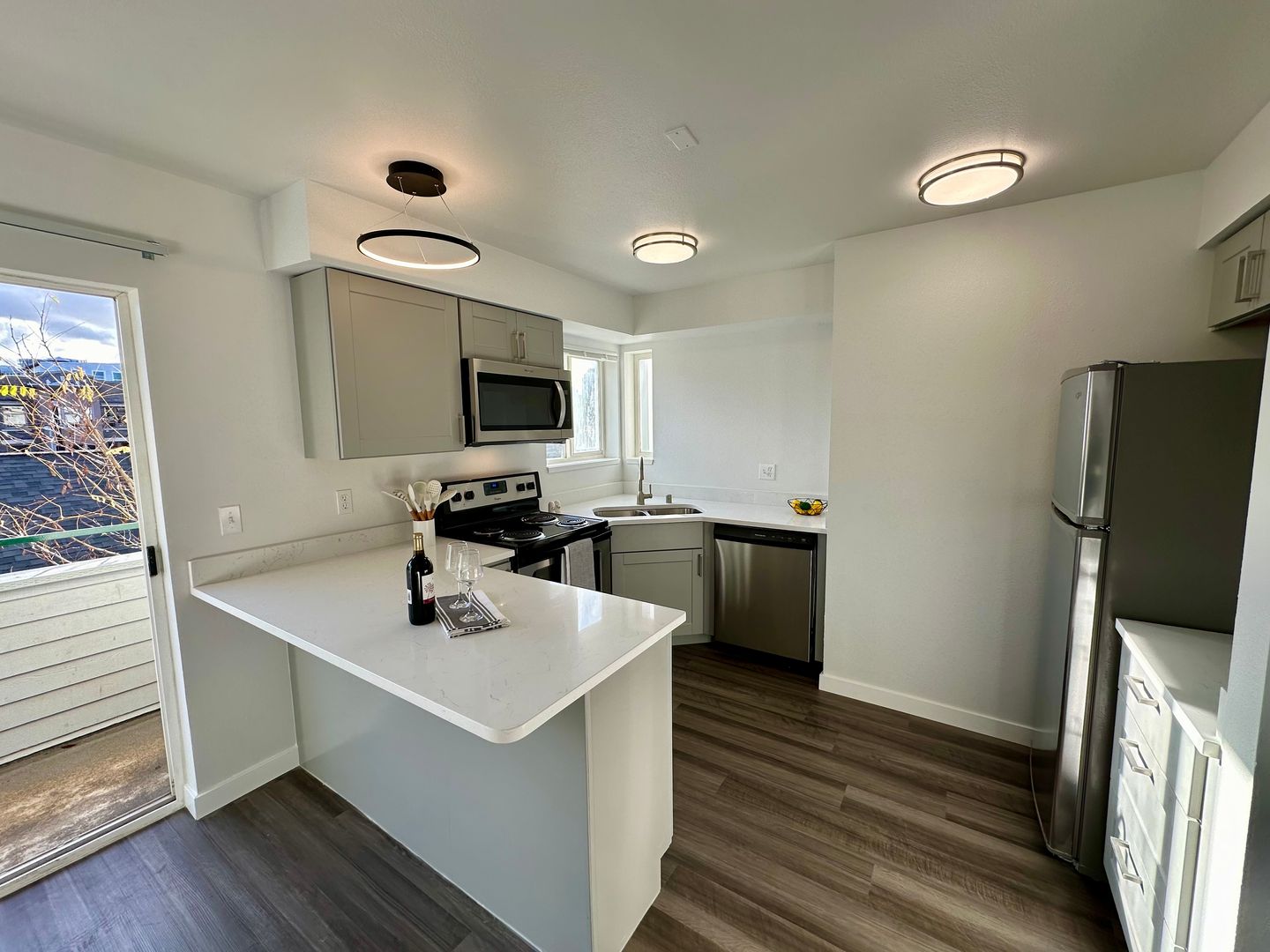 Seattle Apartment: 1712 Boylston Ave