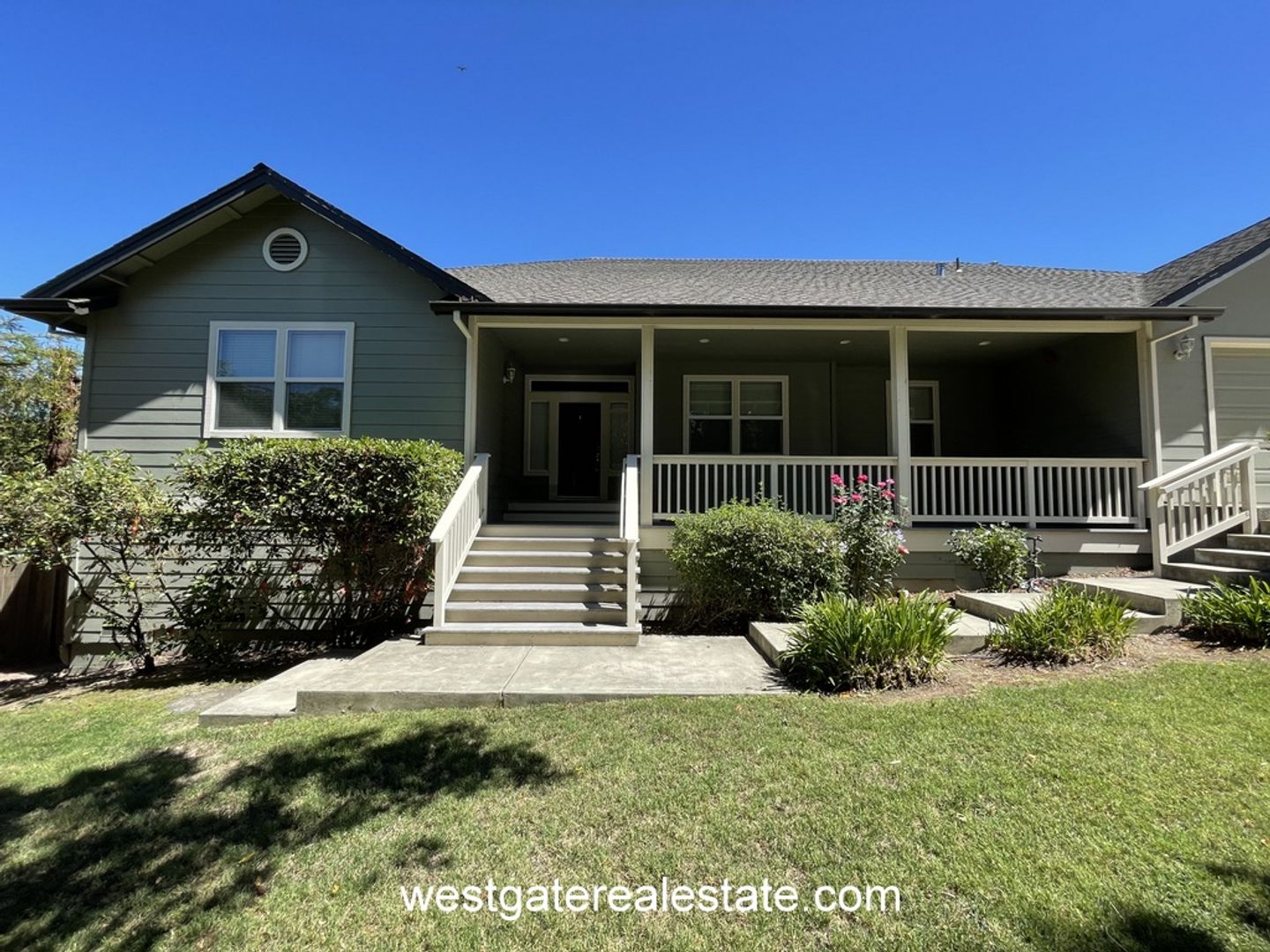 Petaluma House: 786 El Paseo Drive