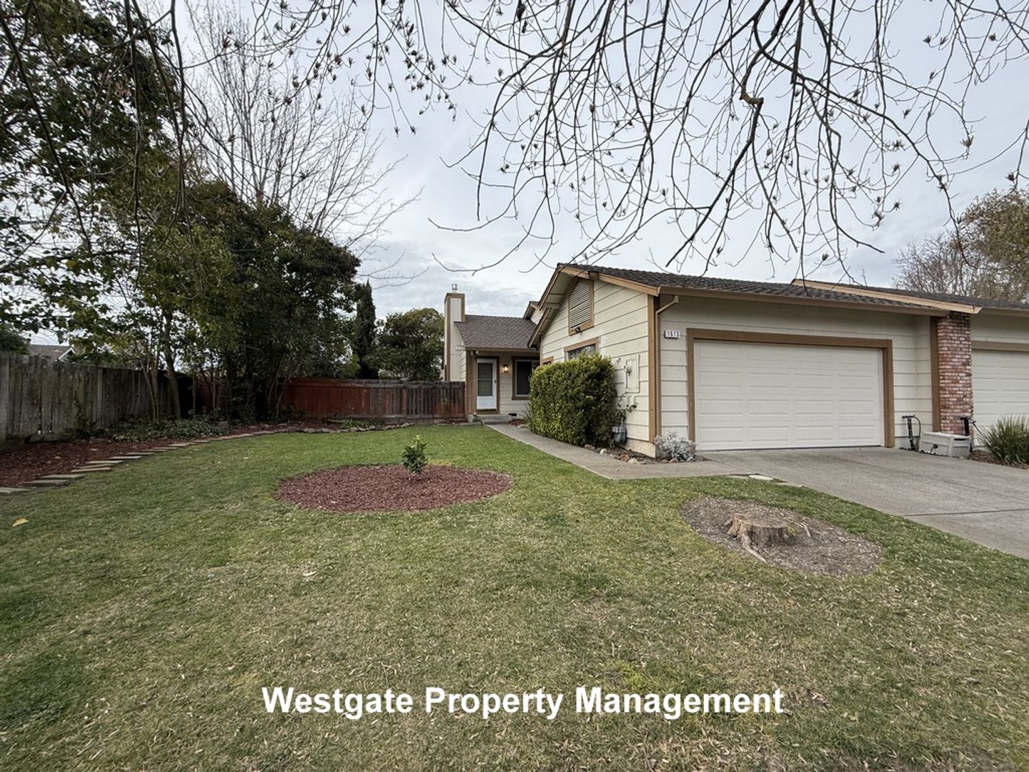 Petaluma House: 1613 Perseus Court