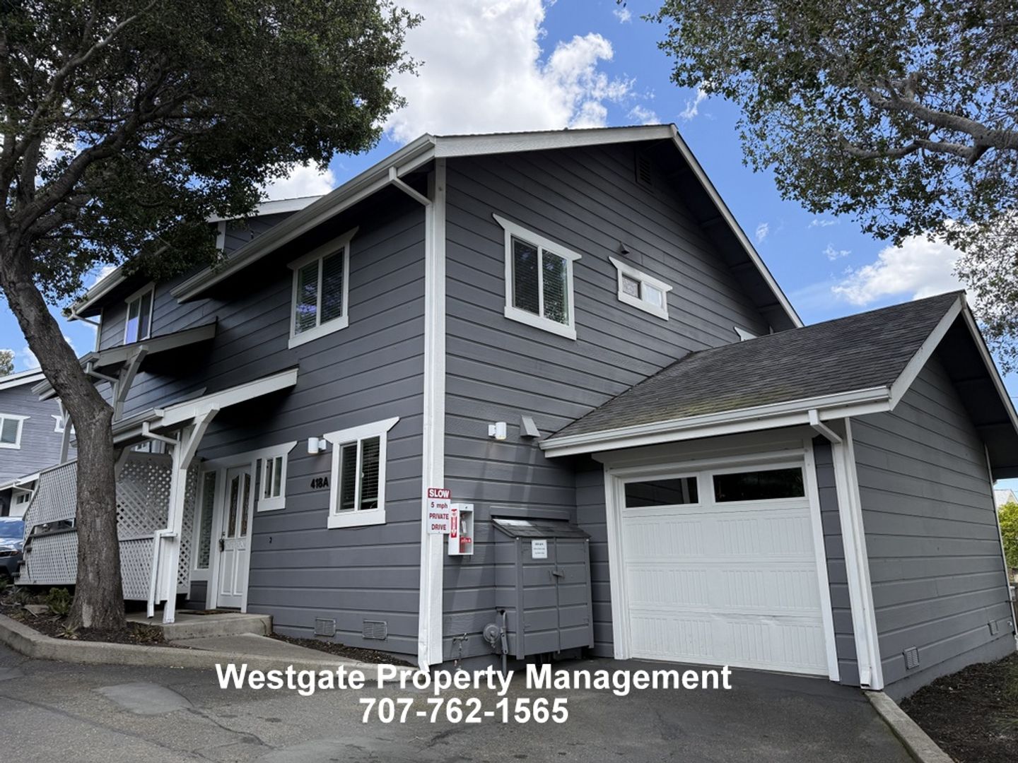 Petaluma Townhome: 418, 420 and 422 Upham Street  - 418A Upham Street