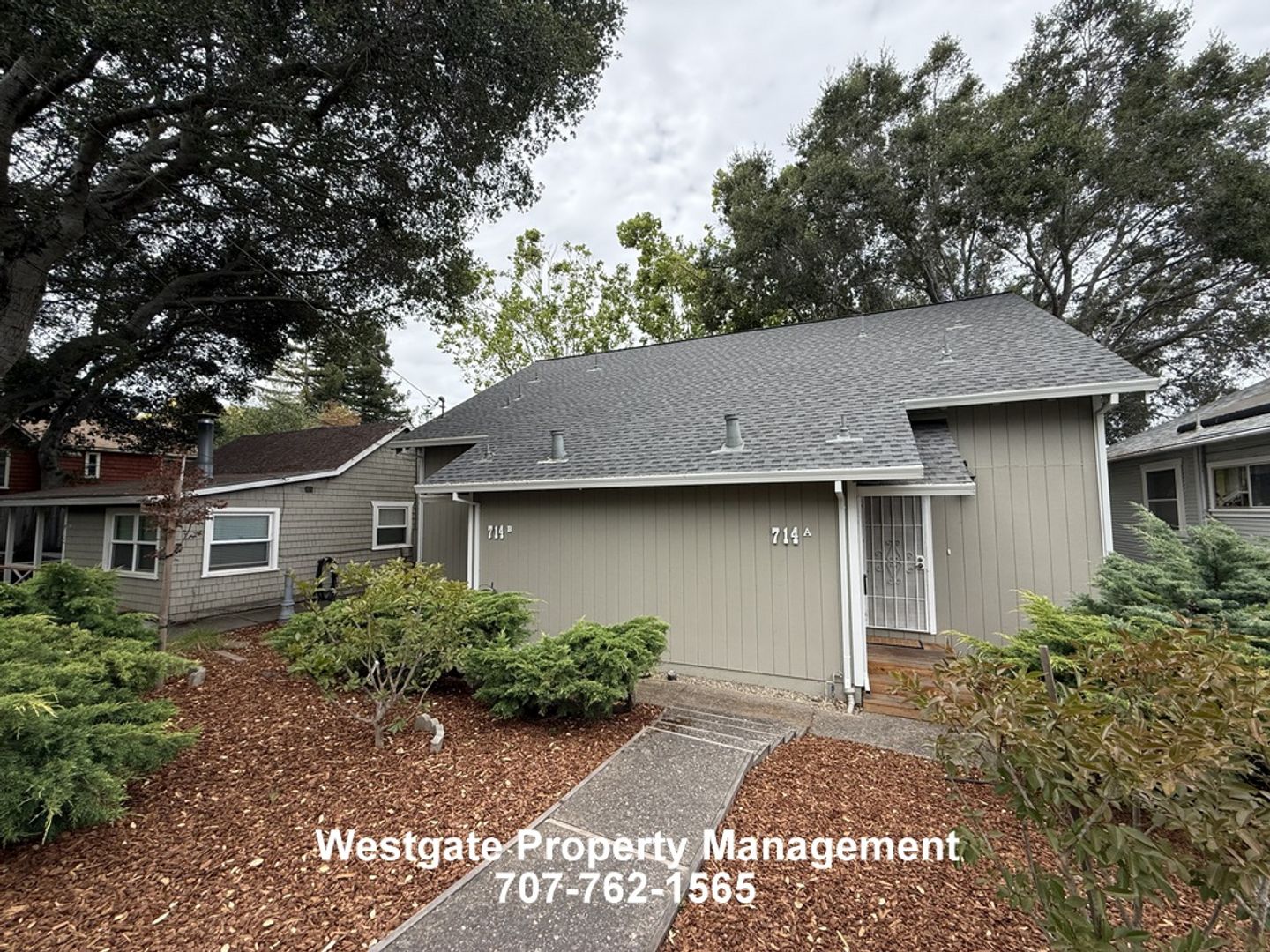 Petaluma Apartment: 714 I Street