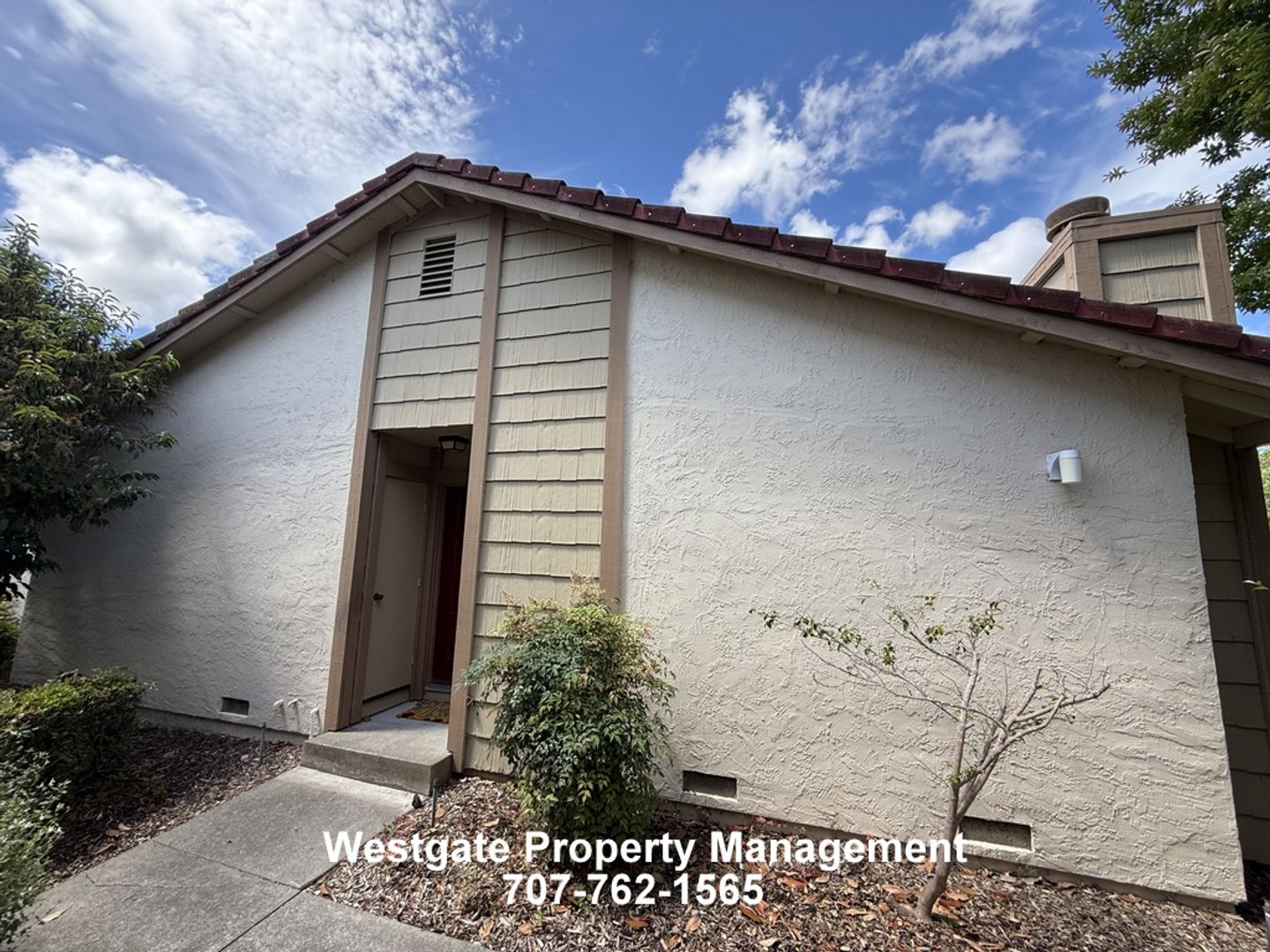 Petaluma House: 240 Park Place Drive