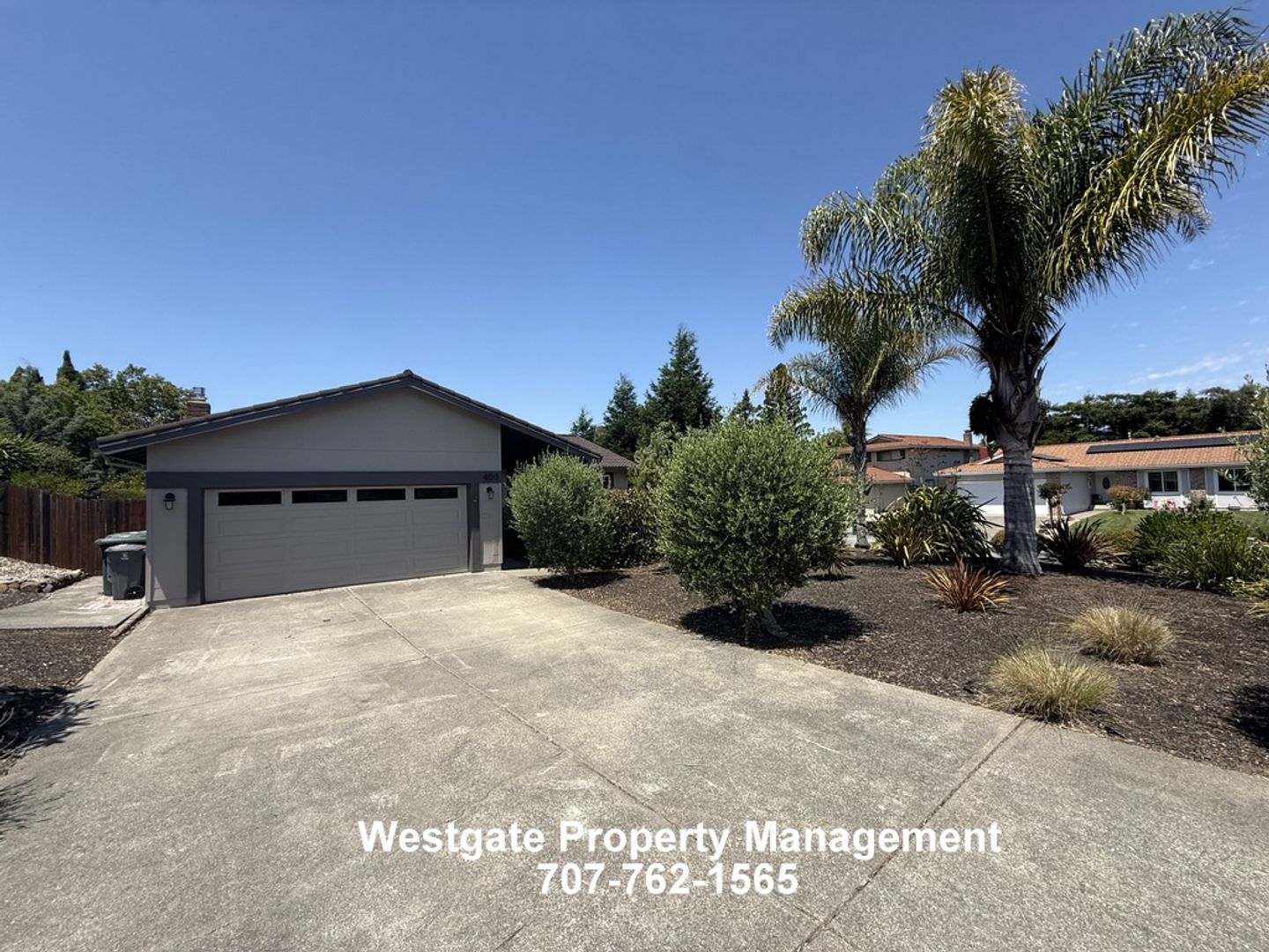 Petaluma House: 400 Smith Court