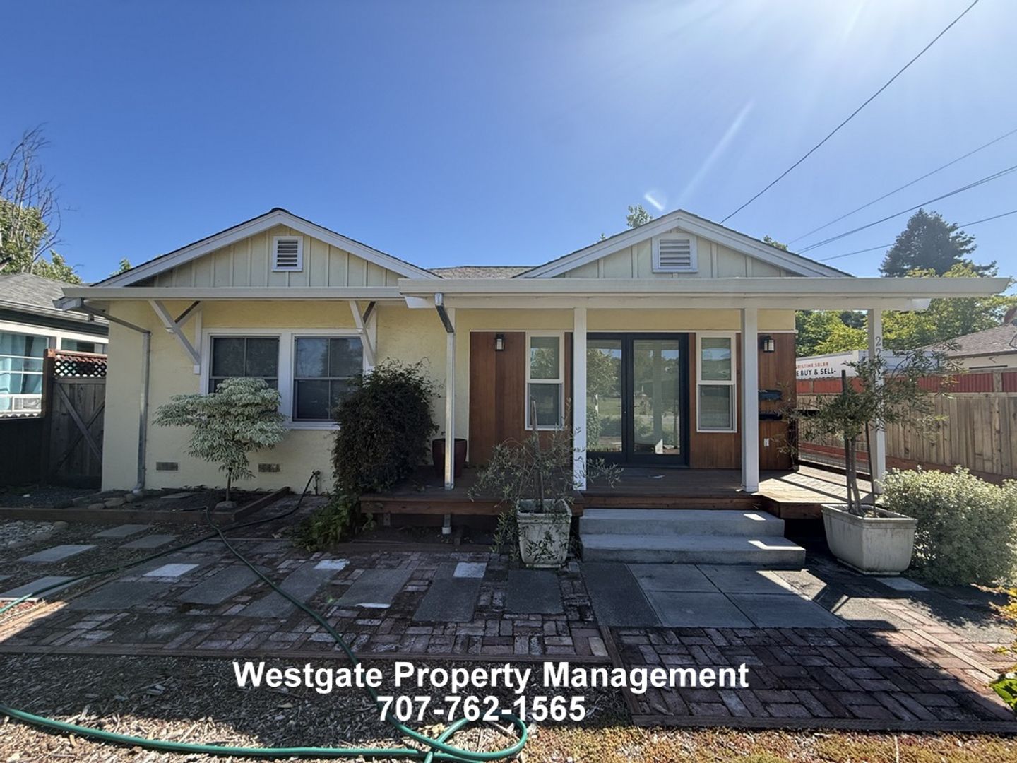 Petaluma Apartment: 220 Payran Street