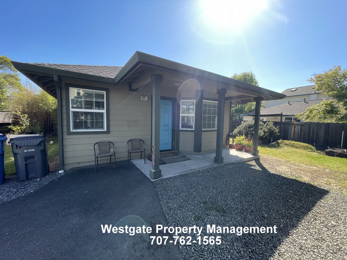 Petaluma Apartment: 412 Mountain View Ave