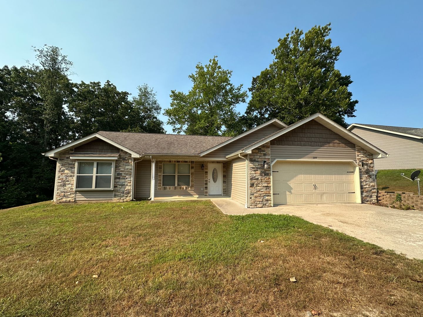 Waynesville House: 335 Lyle Curtis Circle