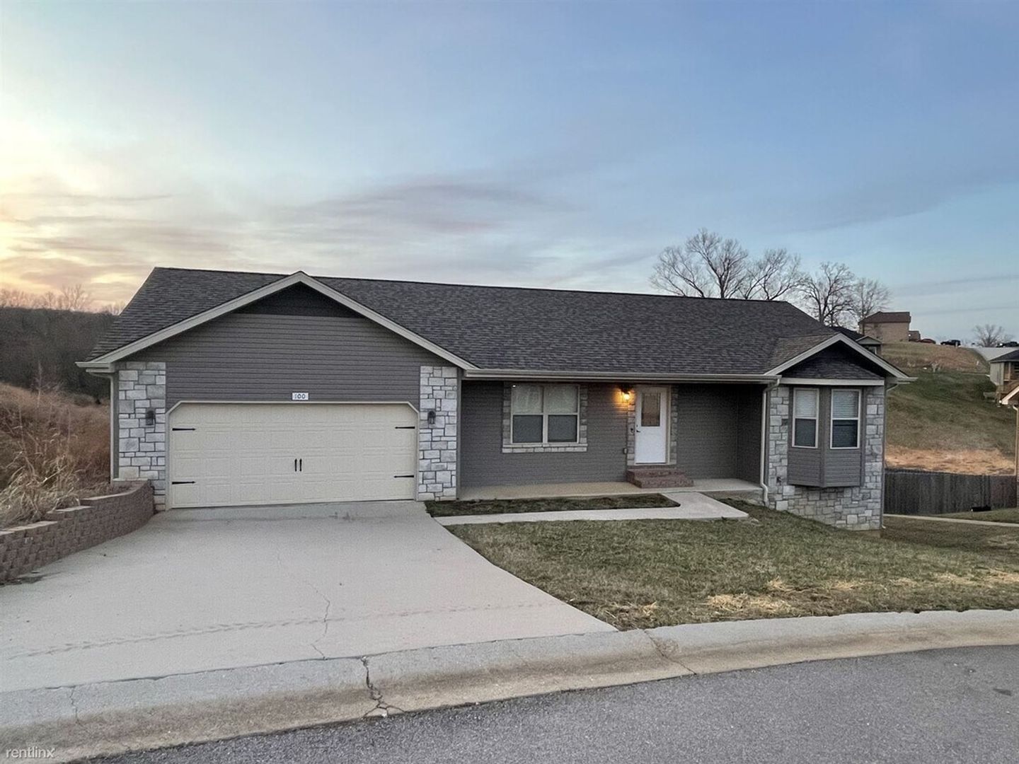 Waynesville House: 100 Kennedy Court