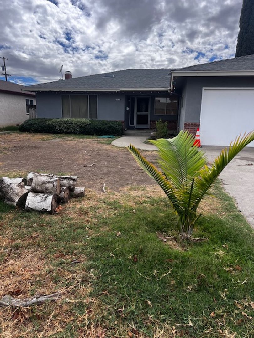 Los Banos House: 1015 Washington Ave