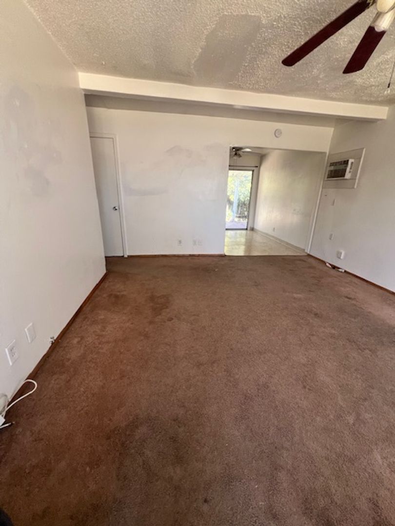 Los Banos Apartment: 149-151 N Santa Rita St