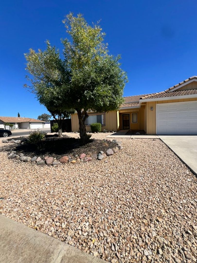 Los Banos House: 1316 Chukar St
