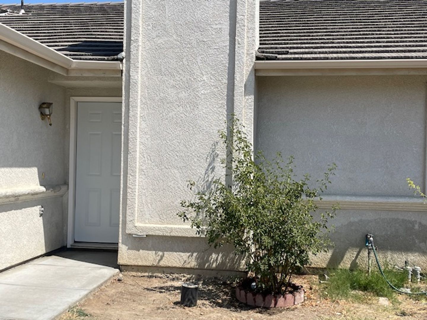 Los Banos House: 470 Winemaker