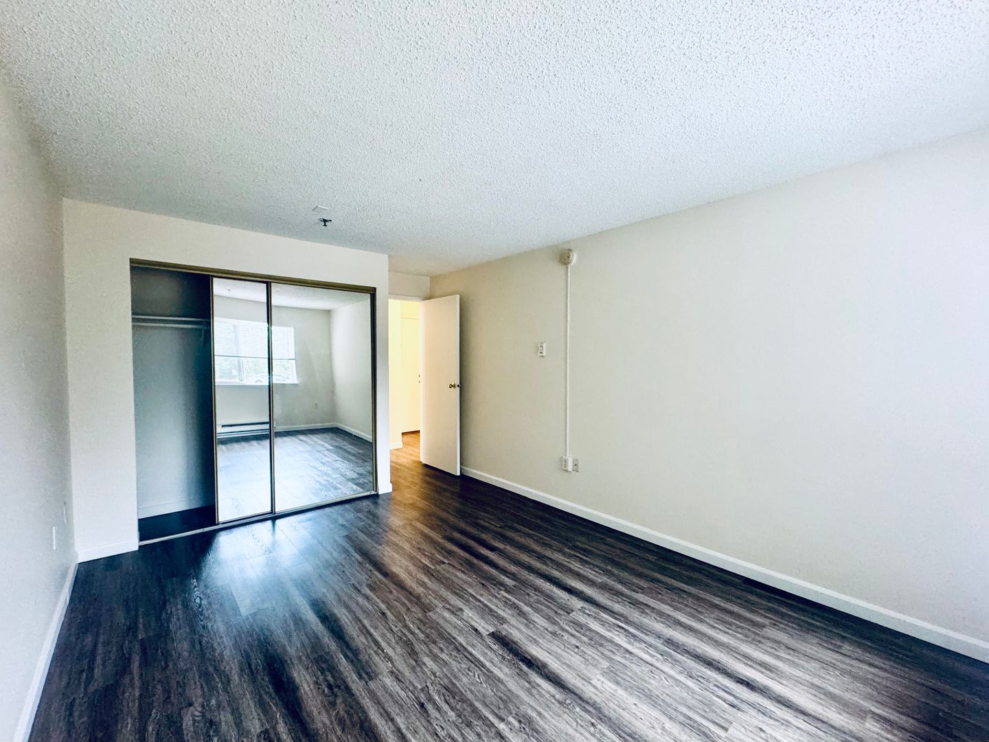 Woodinville Apartment: 12315 NE Woodinville Drive