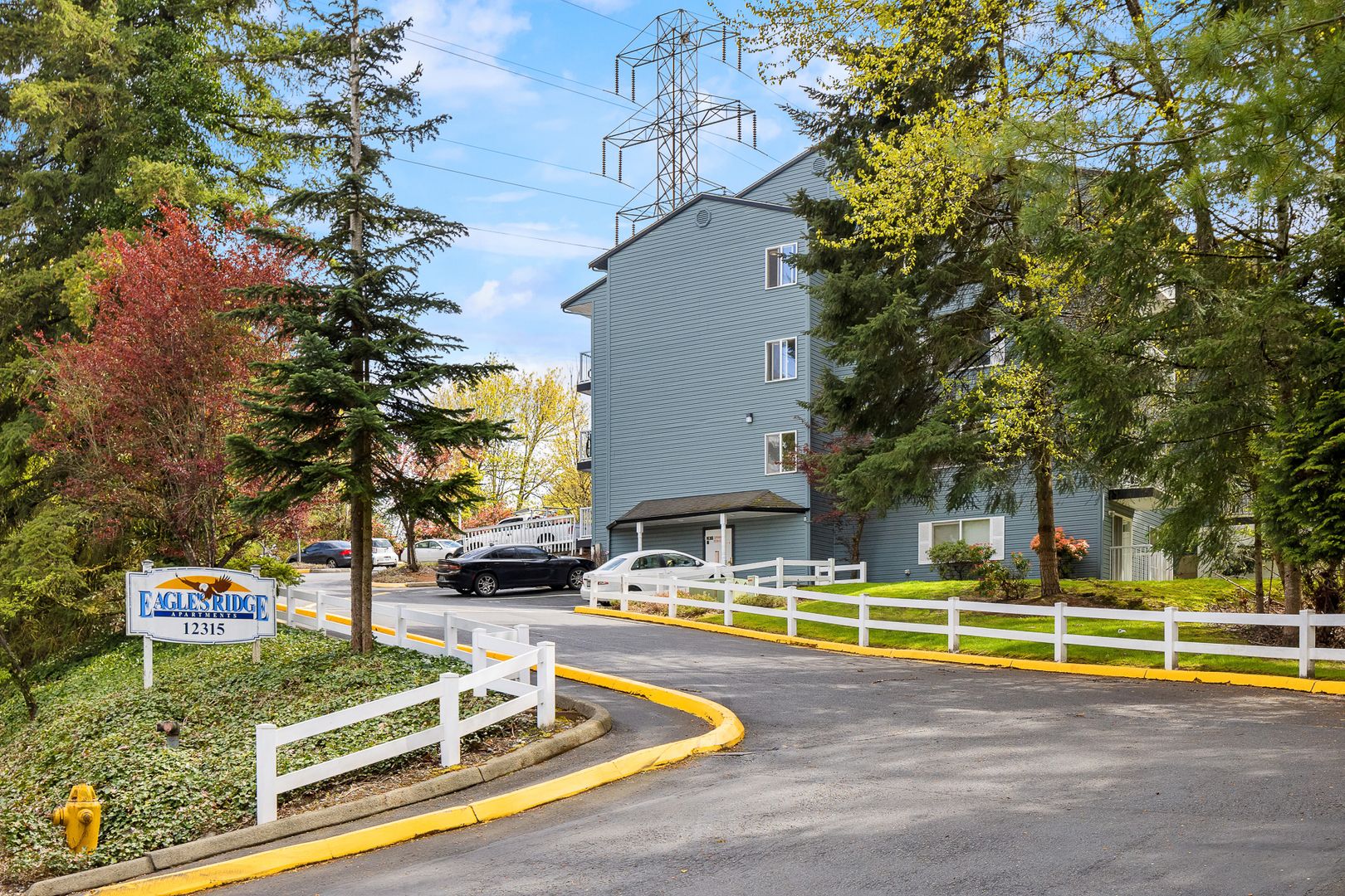 Woodinville Apartment: 12315 NE Woodinville Drive