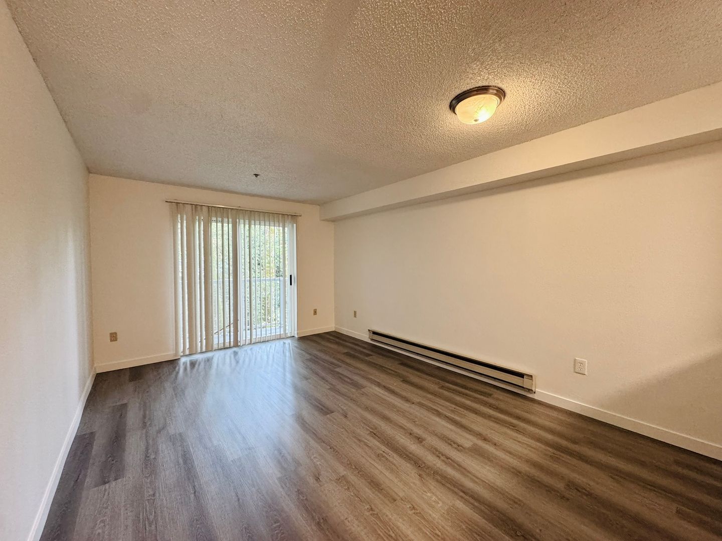 Woodinville Apartment: 12315 NE Woodinville Drive