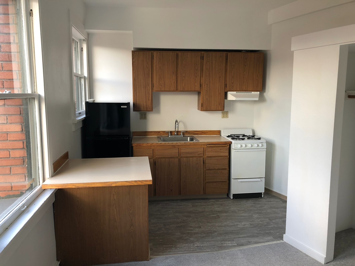 Seattle Apartment: 5227 Leary Ave NW