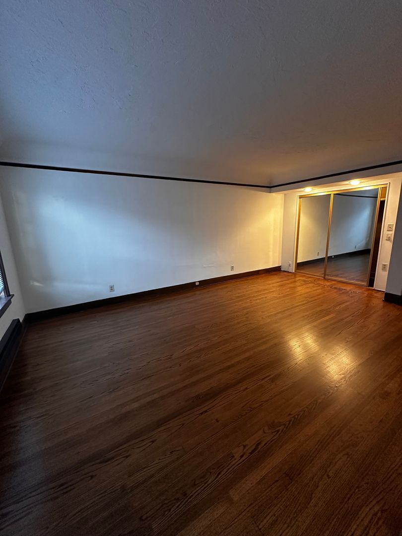 The Windermere Apartments 5 of 12